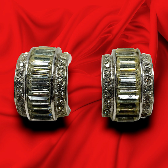Vintage Christian Dior x Kramer Crystal Channel Set Huggie Hoop Earrings Runway - Picture 1 of 6
